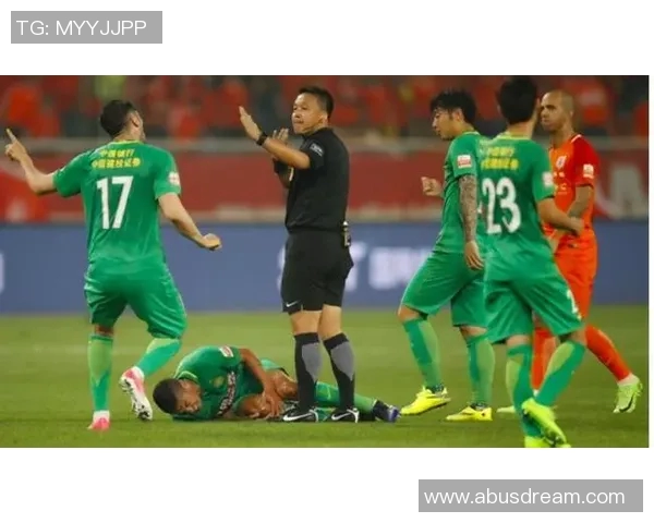 官方公告:三分王被罚+停赛! 官方公告:三分王被罚+停赛!